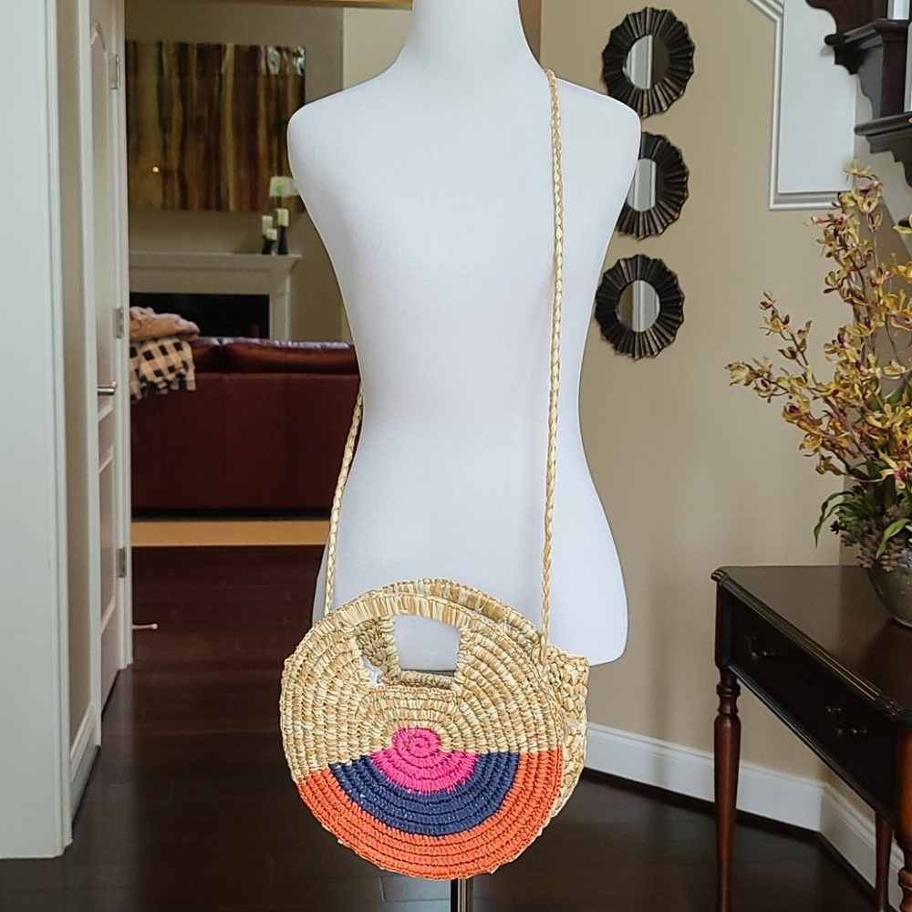 Straw clutch/crossbody bag